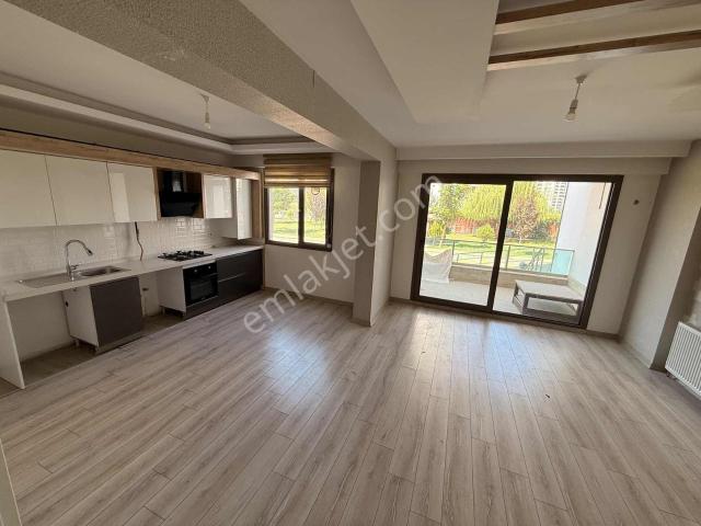 Rota'dan Mükemmel Konumda Winstown Avm Yanı Satılık 2+1 Daire