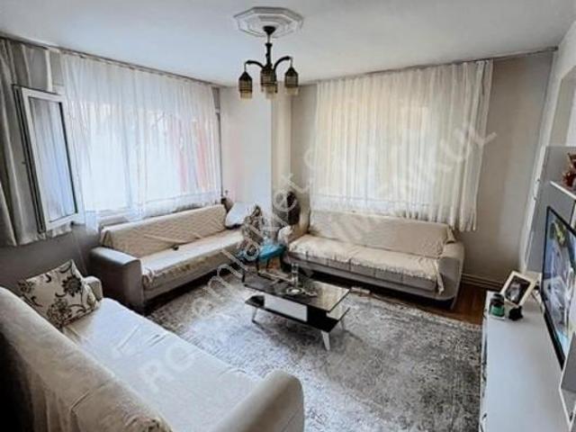 Rota'dan Çarşı Ve Sahile Yürüme Mesafesinde Satılık 2+1 Daire!
