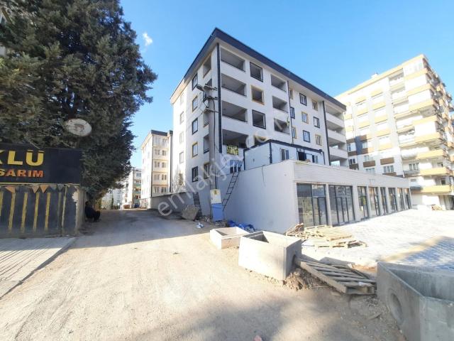Rota'dan Şekerdere Cadde Üzeri Çok Geniş Sıfır Yapı Satılık 3+1