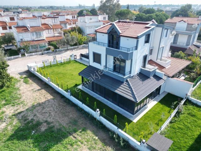 Rota'dan | Geniş Bahçeli | İskele Bölgesinde | Satılık 3+1 Villa