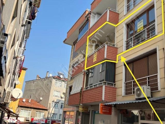 Rota'dan Karamürsel Merkez'de Satılık Arakat Daire!