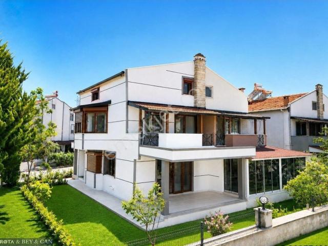 Rota'dan | Site İçerisinde | Mükemmel İşçilikli | Köşe 4+1 Villa