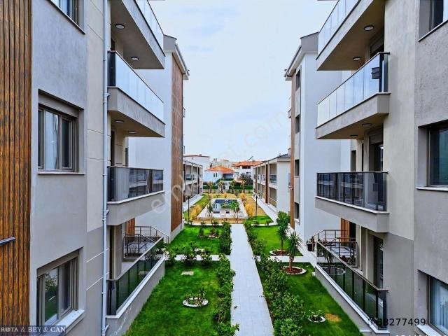 Rota'dan | 3+1 | 115m² | Güvenlikli,havuzlu Site İçinde Daire