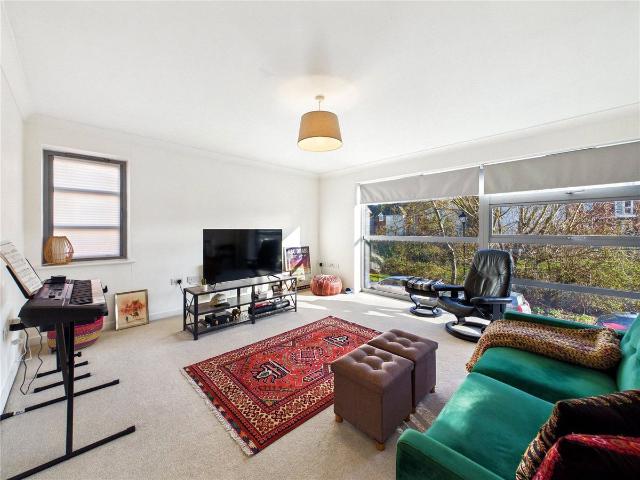 Rotary Way, Colchester, Essex CO3, 2 bed flat to rent, £1,350 pcm | PrimeLocation