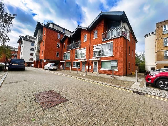 Rotary Way, Colchester, Essex CO3, 2 bed property to rent, £1,300 pcm | PrimeLocation