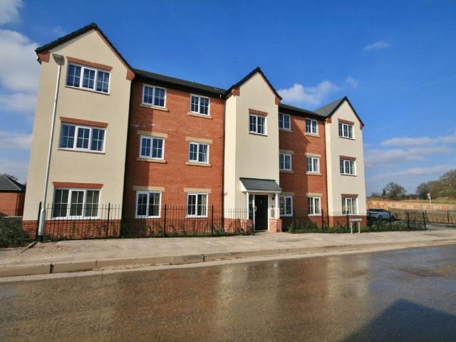 Rotary Way, Shavington CW2, 2 bed flat to rent, £850 pcm | PrimeLocation