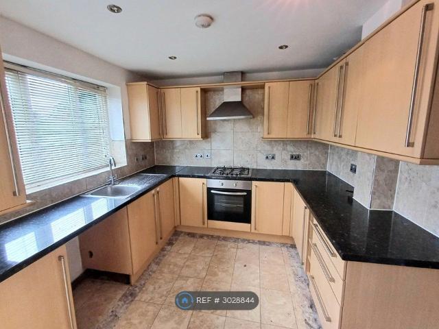 Rothbury Avenue, Rainham RM13, 4 bed terraced house to rent, £2,400 pcm | PrimeLocation