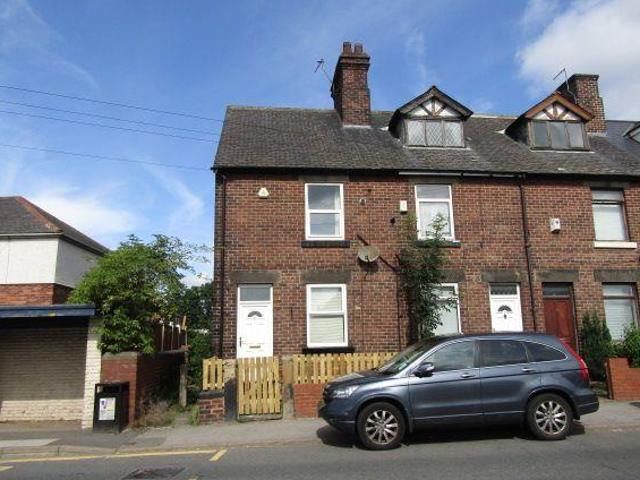 Rotherham Road, Little Houghton. 2 bed terraced house to rent £650 pcm £150 pw