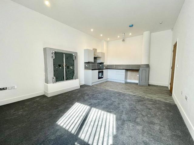 Rotherham S60, 2 bed flat to rent, £850 pcm | PrimeLocation