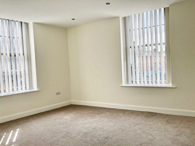 Rotherham S60, 2 bed flat to rent, £860 pcm | PrimeLocation