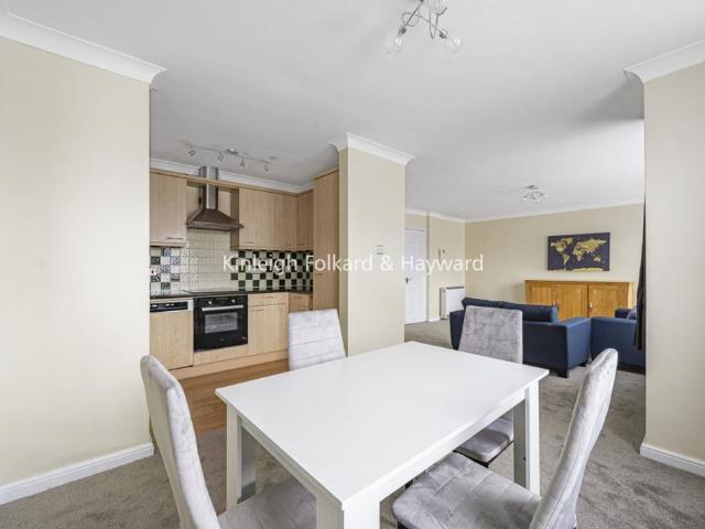 Rotherhithe Street, Rotherhithe. 2 bed flat to rent £2,000 pcm £462 pw
