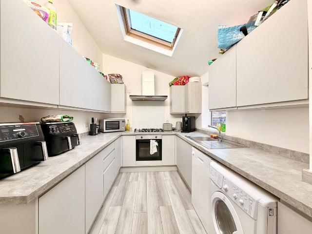 Rothesay Avenue, Lenton NG7, 6 bed semi detached house to rent, £3,250 pcm | PrimeLocation