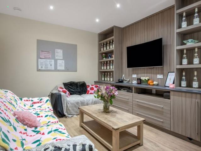 Rothesay Avenue, Nottingham NG7, 5 bed shared accommodation to rent, £793 pcm | PrimeLocation