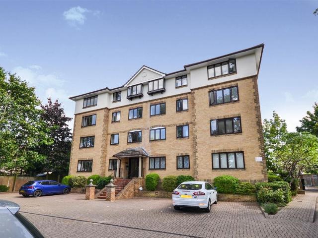 Rothesay Avenue, Wimbledon Chase SW20, 2 bed flat to rent, £1,850 pcm | PrimeLocation