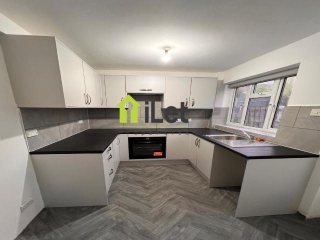 Rothesay Road, Northampton NN2, 3 bed terraced house to rent, £1,100 pcm | PrimeLocation