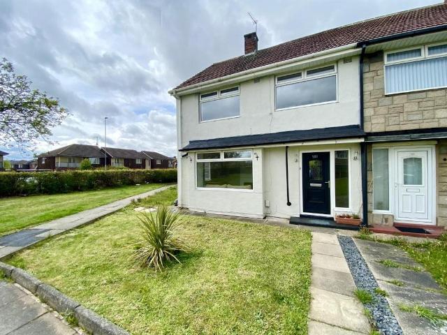 Rothwell Crescent, Roseworth, TS19 9AH 3 bed semi detached house to rent £725 pcm £167 pw