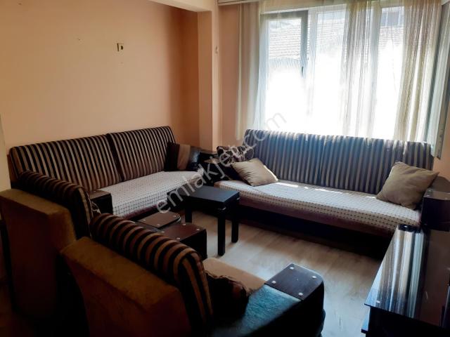 Route 10'dan Ayvalık Merkezde Kiralık 2+1 Eşyasız Daire