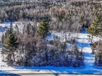 Route 112, Beaulac Garthby, QC, G0Y 1B0 vacant land for sale.