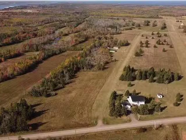 Route 16 Northside East, Cable Head East, PE, C0A 2A0 vacant.