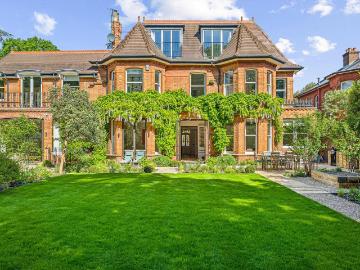 Routh Road, London SW18 8 bed detached house to rent £40,000 pcm £9,231 pw