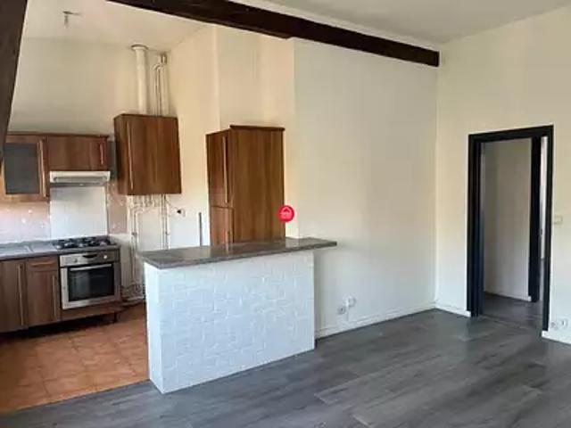 Roubaix 59100 Achat / Vente appartement 2 pièces t2 au dernier étage