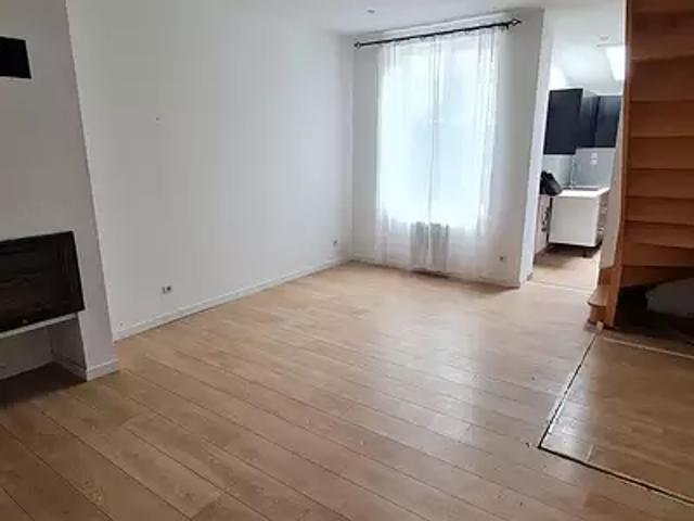 Roubaix 59100 Location maison 4 pièces t4 terrasse