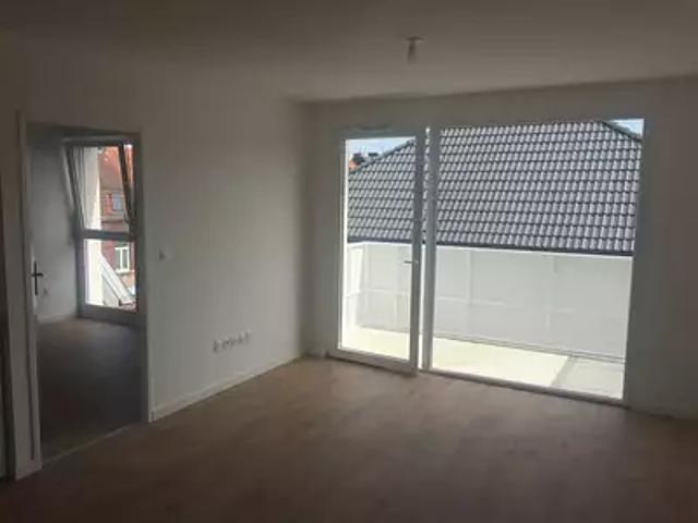 Roubaix 59100 Location appartement 2 pièces t2 au dernier étage