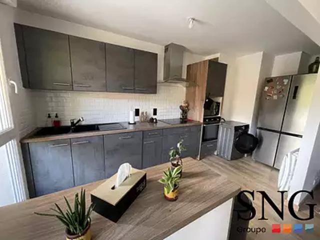 Rouen 76000 Location appartement 3 pièces t3 au dernier étage terrasse