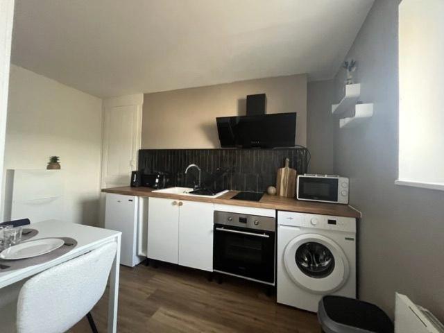Rouen Appartement T1 meublé proche Docks