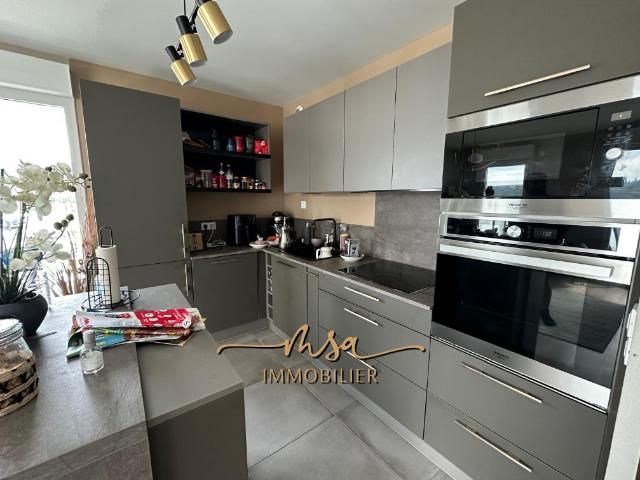 ROUEN DOCKS 76 RESIDENCE NEUVE F4 de 85m2 TERRASSE = 2 GARAGES