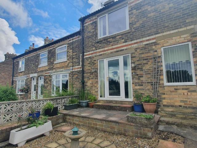Rough Lea Terrace, Hunwick, Crook. 2 bed terraced house to rent £575 pcm £133 pw
