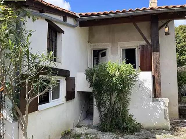 Rouillac 16170 Achat / Vente maison 6 pièces t6 parking