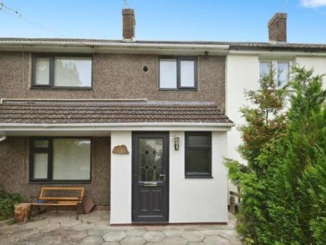 Round Avenue, Long Lawford, 3 Bedroom Terraced