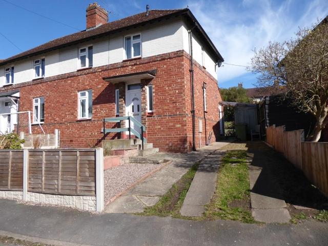 Round Hill Green, Shrewsbury 3 bed semi detached house to rent £950 pcm £219 pw