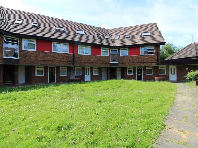 Roundmead, Stevenage SG2 1 bed ground floor flat to rent £975 pcm £225 pw