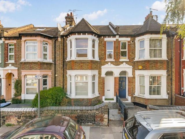 Roundwood Road, London NW10 2 bed flat to rent £2,000 pcm £462 pw