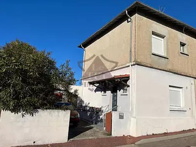 Salindres 30340 Achat / Vente maison 3 pièces t3 au dernier étage cave