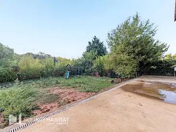 Roussillon 38150 Achat / Vente maison 4 pièces t4 au dernier étage parking