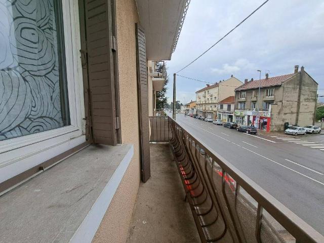 ROUSSILLON 83 Avenue Gabriel Péri APPARTEMENT T3 62m²