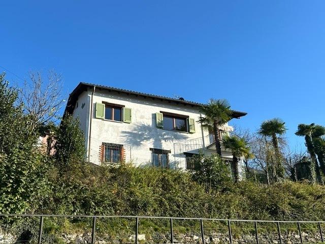 ROVIO EINFAMILIENHAUS MIT SEEBLICK
