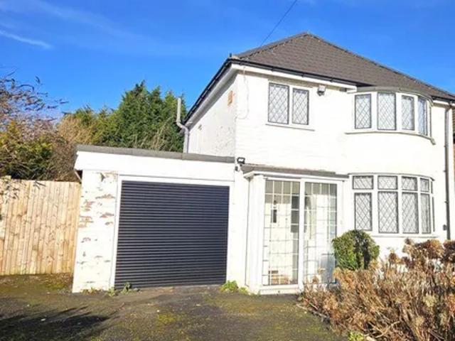 Rowton Drive, Sutton Coldfield, B74 2AG, United Kingdom | 3 bed house for rent #138512212 | Rentberry