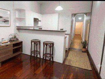Row cottage in a quiet cul de sac, 2/3 bedrooms metres from Chinatown