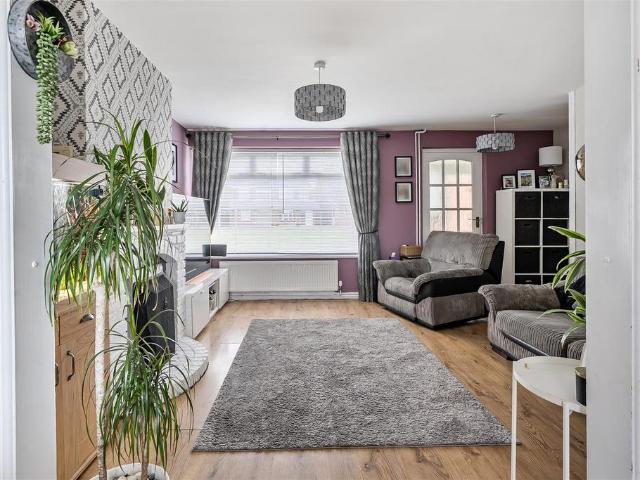 Rowacres, Whitchurch, Bristol 3 bed terraced house to rent £1,500 pcm £346 pw