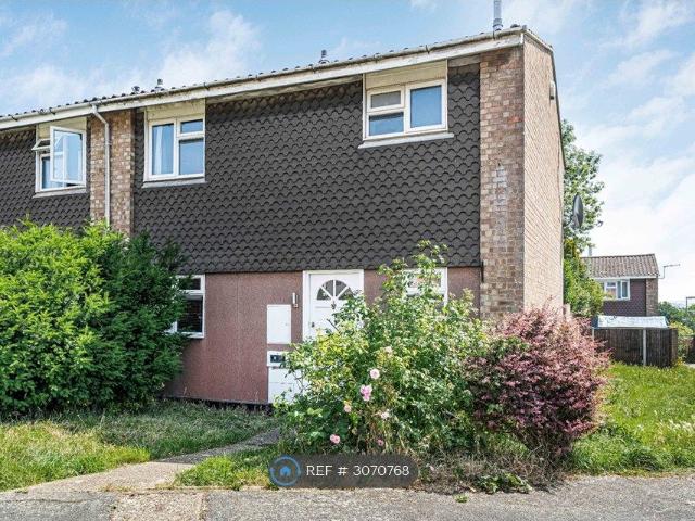 Rowan Close, Guildford GU1, 3 bed semi detached house to rent, £2,000 pcm | PrimeLocation