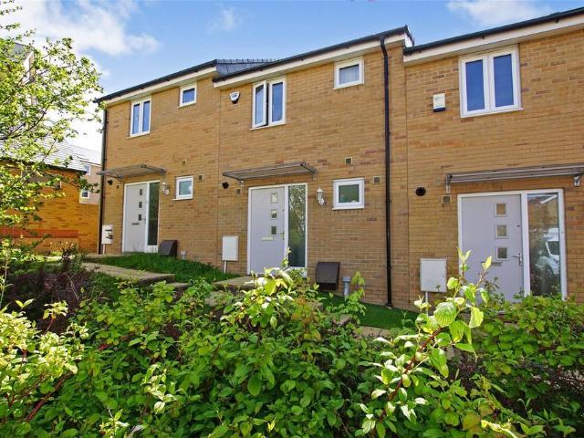 Rowan Drive, Bristol, BS16 2 bed house to rent £1,450 pcm £335 pw