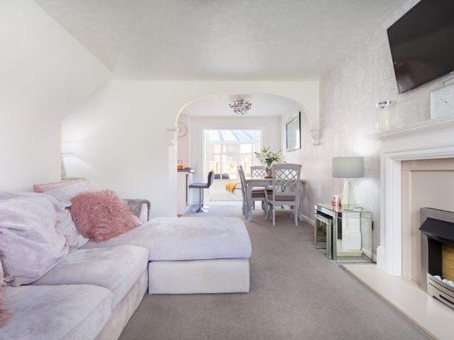 Rowangate, Fulwood, Preston PR2, 3 bed semi detached house to rent, £1,100 pcm | PrimeLocation