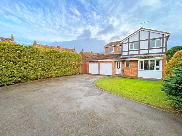 Rowanlea, Harrogate HG2, 4 bed detached house to rent, £2,600 pcm | PrimeLocation