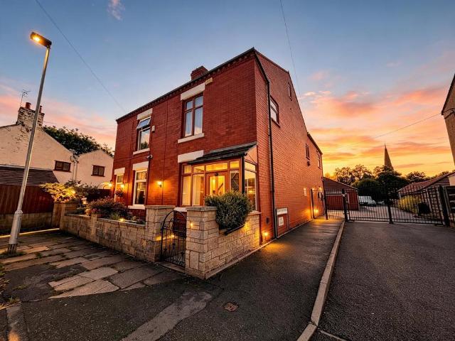 Rowbotham Street, Hyde, SK14 5RP 3 bed semi detached house to rent £1,500 pcm £346 pw