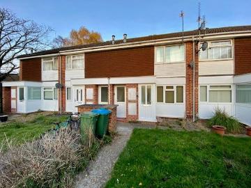 Rowland Way, Aylesbury HP19, 1 bed maisonette to rent, £950 pcm | PrimeLocation