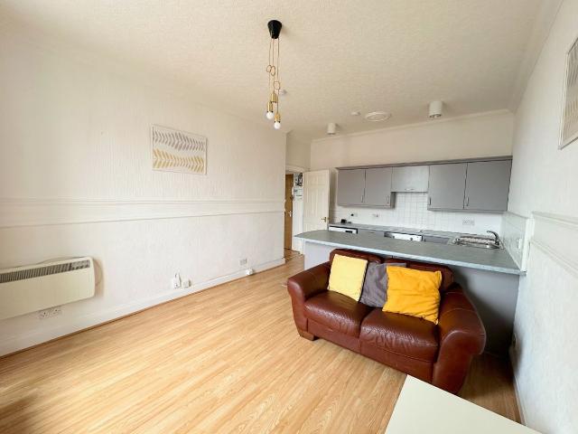 Roxburgh St, Central, Greenock PA15, 1 bed flat to rent, £430 pcm | PrimeLocation